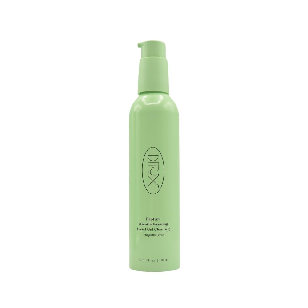 Foaming face cleanser
